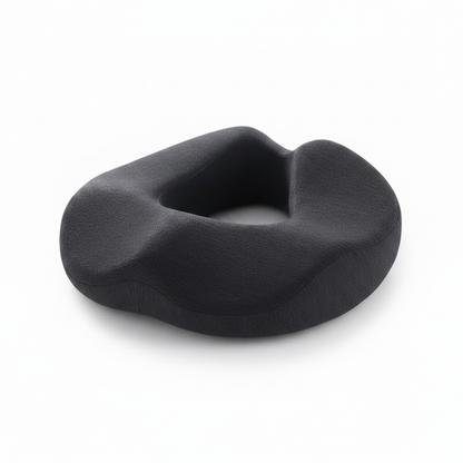 Coussin U noir - fond blanc pur studio